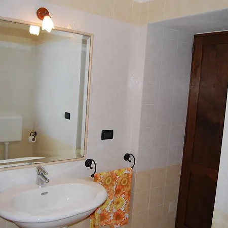 Nyaraló Emanuel Alessano