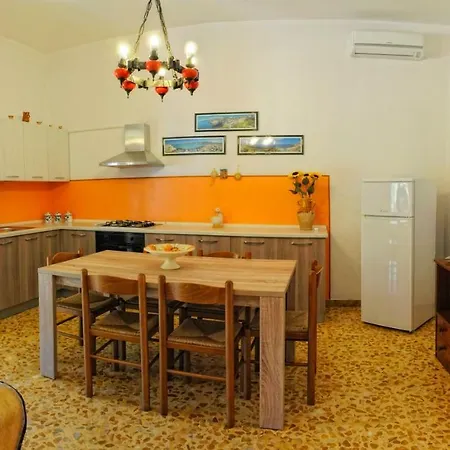 Emanuel Holiday home